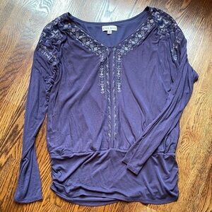 Purple top, XL, Knox Rose.